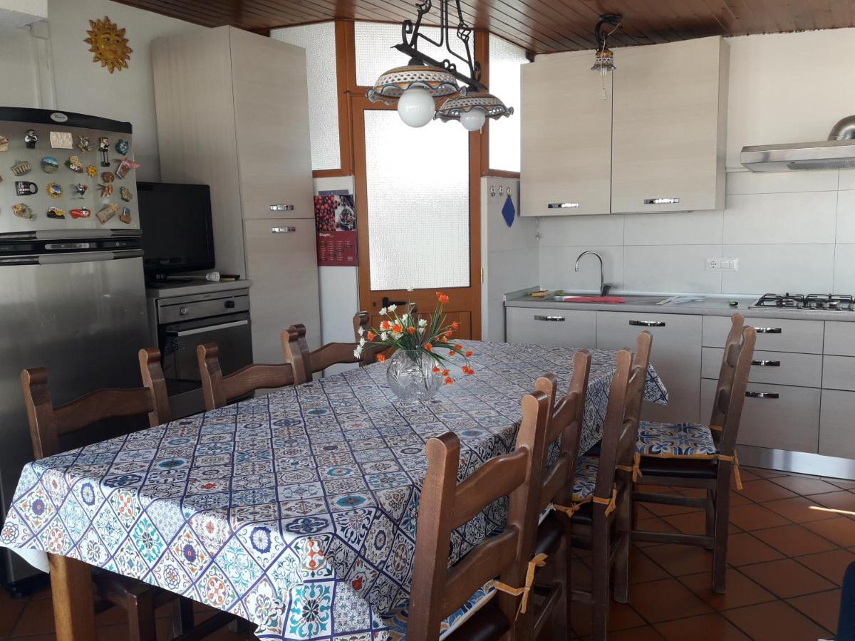Ferienwohnung Casa Nupi SantʼAlessio Siculo Exterior foto