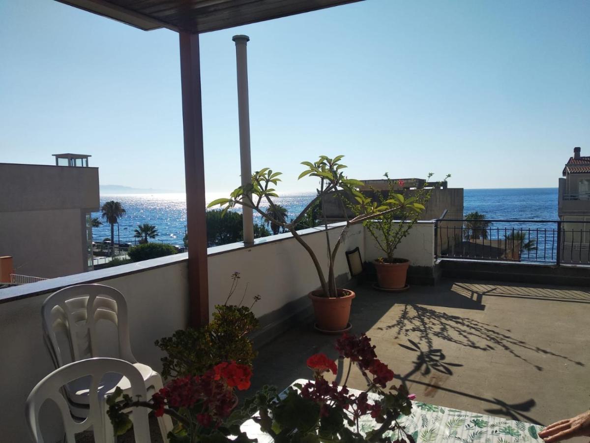 Ferienwohnung Casa Nupi SantʼAlessio Siculo Exterior foto