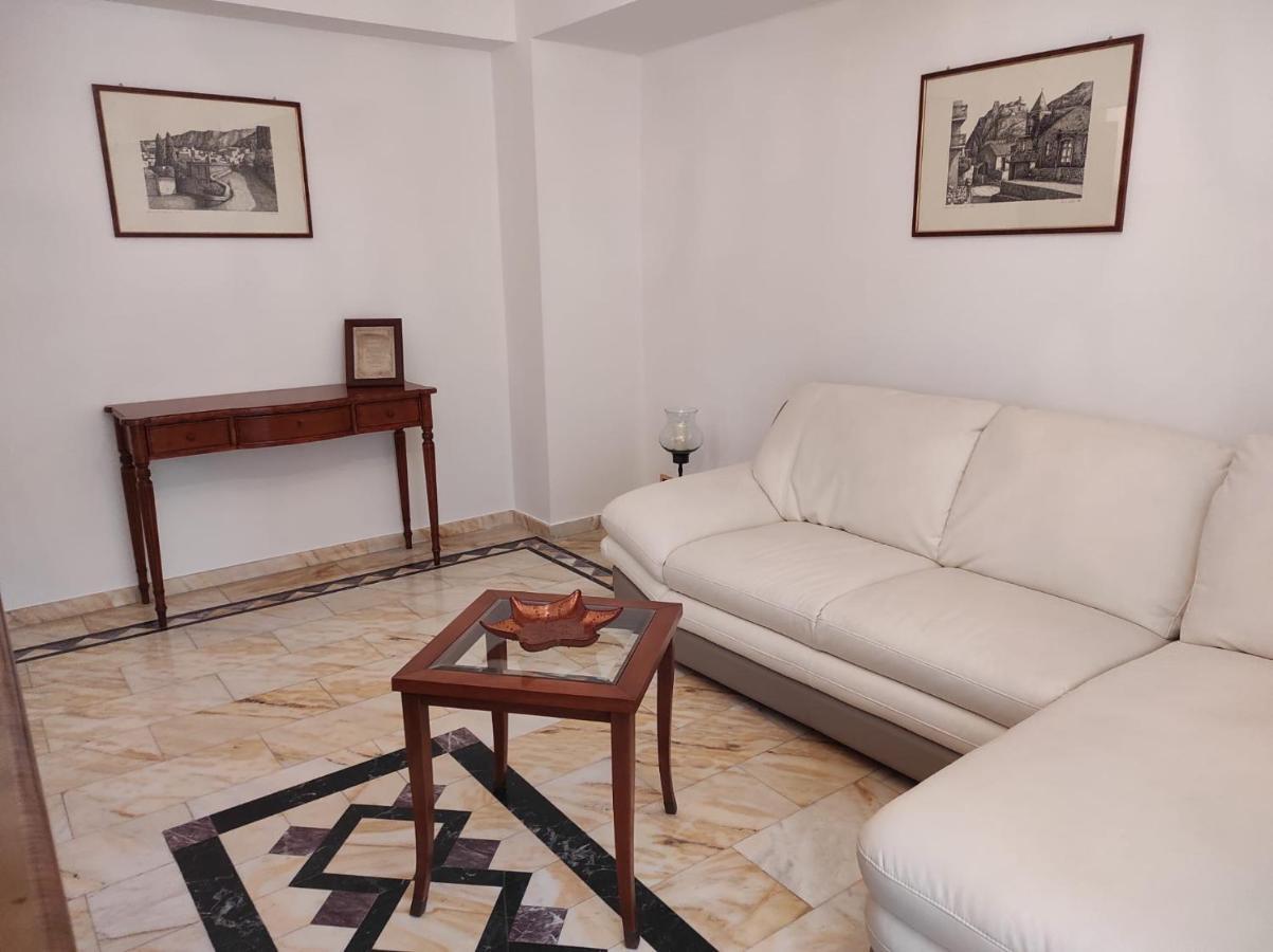 Ferienwohnung Casa Nupi SantʼAlessio Siculo Exterior foto
